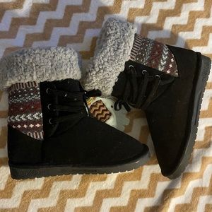 Muk luks boots